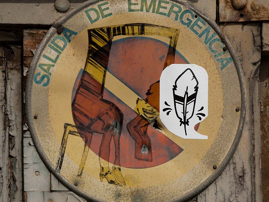 stolen surfaces, konczak, photography, barcelona, street art